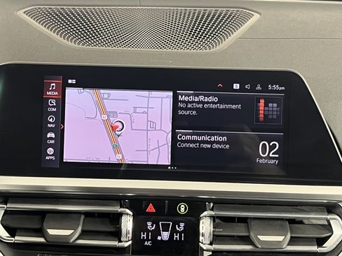 Used 2021 BMW M440i Convertible w/ Premium Package image 12