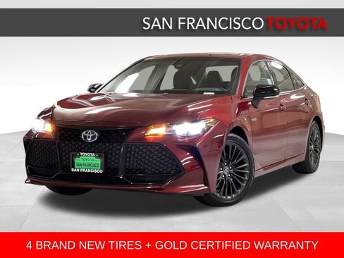 Certified 2021 Toyota Avalon XSE image 1