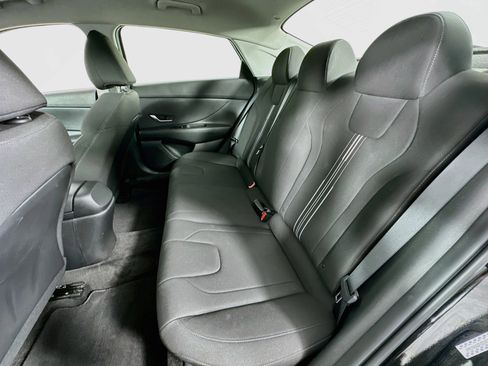 Used 2023 Hyundai Elantra SEL FWD image 22