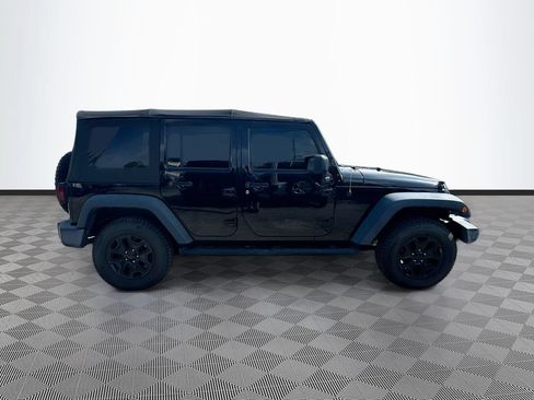 Used 2018 Jeep Wrangler Unlimited Sport AWD/4WD image 5