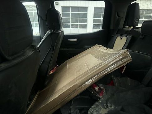 Used 2021 Chevrolet Silverado 1500 LT image 9