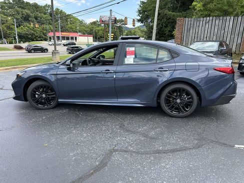 New 2026 Toyota Camry SE FWD image 6
