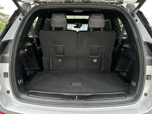 Used 2024 Jeep Grand Cherokee L Limited w/ Luxury Tech Group II image 26