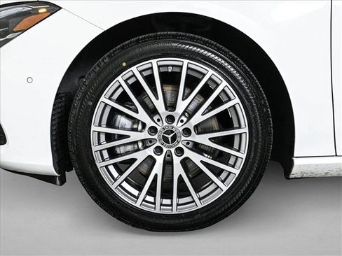 Used 2025 Mercedes-Benz CLA 250 4MATIC image 25