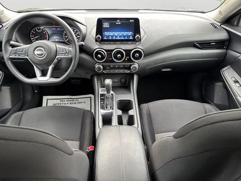 Used 2025 Nissan Sentra SV FWD image 17