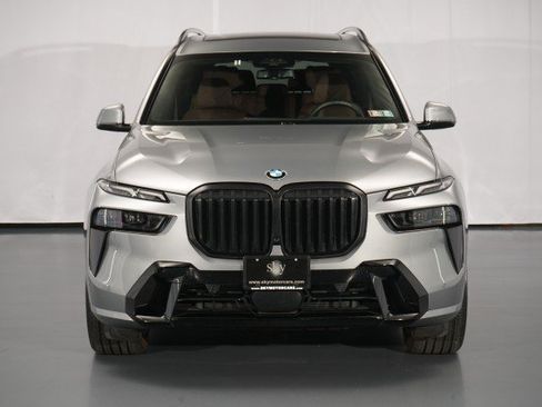 Used 2026 BMW X7 xDrive40i AWD/4WD image 6