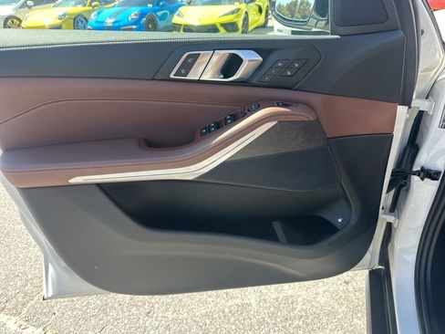 Used 2022 BMW X5 xDrive45e w/ Luxury Seating Package image 27