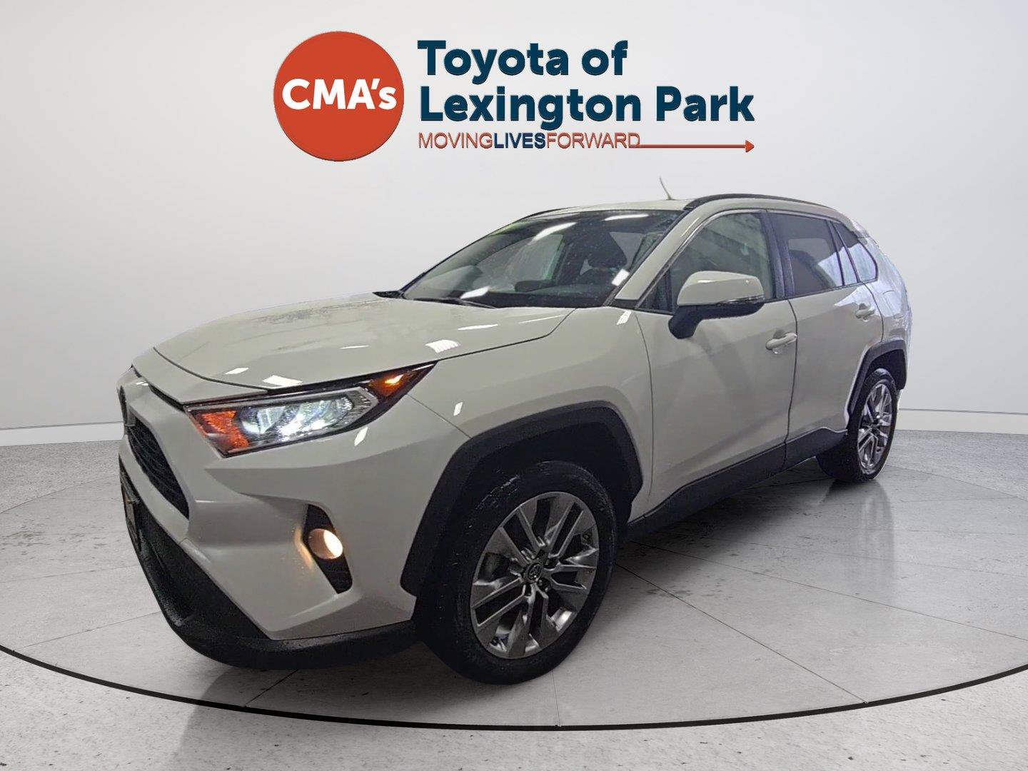 Used 2019 Toyota RAV4 XLE Premium w/ Cold Weather Package AWD/4WD image 1