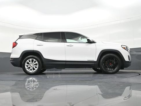 Used 2020 GMC Terrain SLE FWD image 28