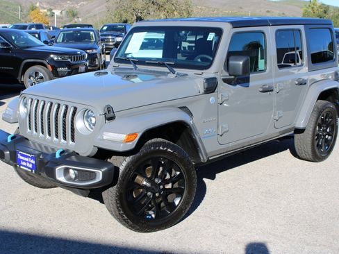 Used 2023 Jeep Wrangler Unlimited Sahara image 1