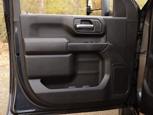 Used 2024 Chevrolet Silverado 2500 Custom w/ Custom Value Package image 23