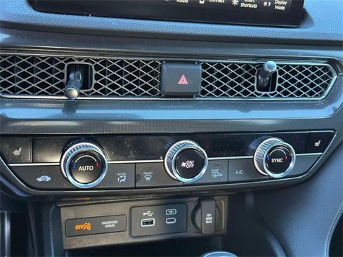 Used 2023 Acura Integra A-Spec image 26