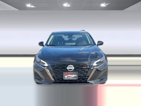 New 2025 Nissan Altima 2.5 SR w/ SR Premium Package image 6