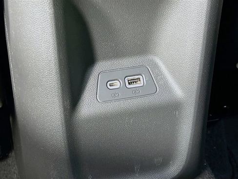 Used 2023 Buick Envision Essence w/ Sport Touring Package AWD/4WD image 34
