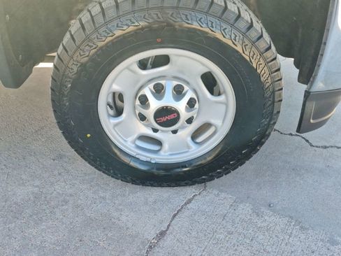 Used 2016 GMC Sierra 2500 2WD Crew Cab image 11