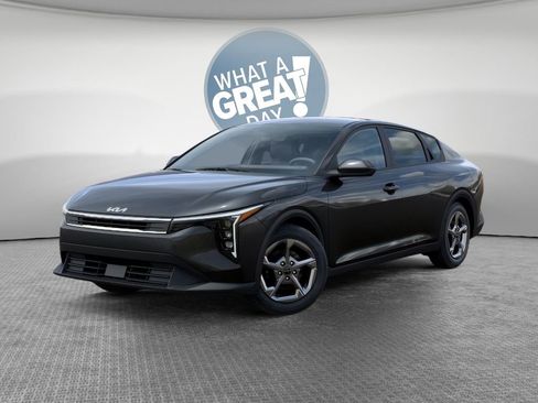 New 2026 Kia K4 FWD image 1