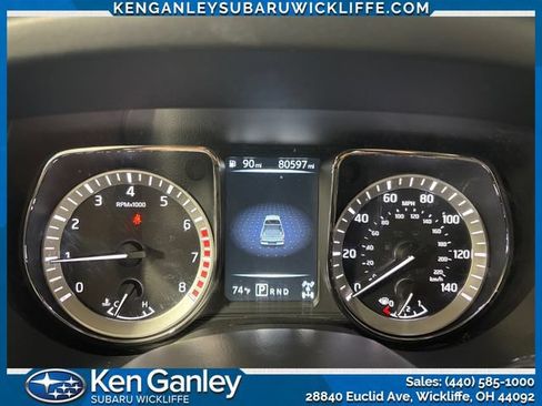 Used 2017 Nissan Titan SV AWD/4WD image 16