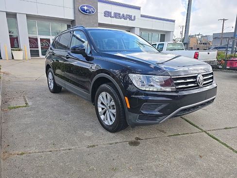 Used 2020 Volkswagen Tiguan S image 35
