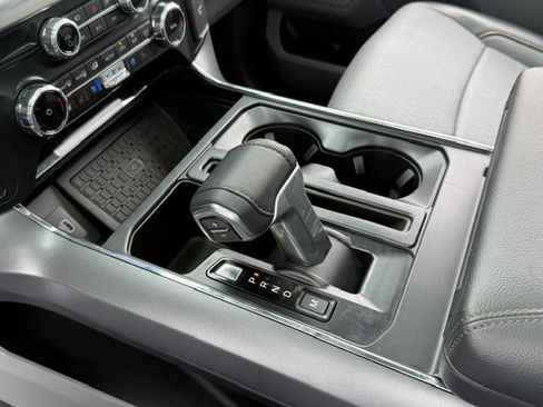 Used 2025 Ford F150 Lariat w/ Equipment Group 502A High image 20