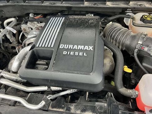 Used 2024 GMC Sierra 1500 AT4 image 12