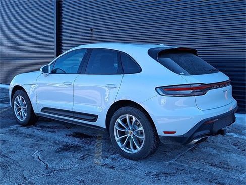 New 2025 Porsche Macan image 3