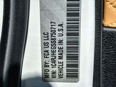 New 2025 Jeep Grand Cherokee Summit w/ Adv Protech Group IV image 28