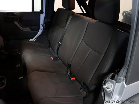 Used 2016 Jeep Wrangler Unlimited Sport w/ Quick Order Package 24S image 15