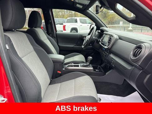 Certified 2022 Toyota Tacoma TRD Sport image 23