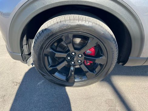 Used 2022 Ford Explorer ST w/ ST Street Pack image 13