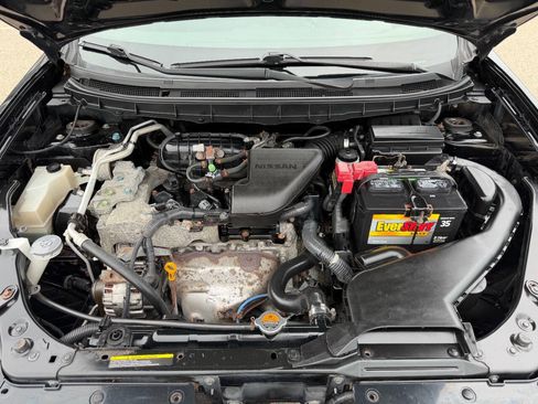Used 2013 Nissan Rogue S w/ Special Edition Pkg FWD image 9