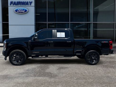 Used 2025 Ford F250 XL w/ STX Appearance Package AWD/4WD image 7