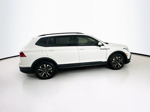 Used 2023 Volkswagen Tiguan S image 10