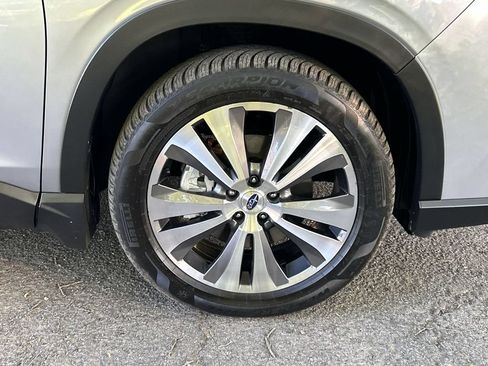 Certified 2022 Subaru Ascent Limited w/ Technology Package AWD/4WD image 13