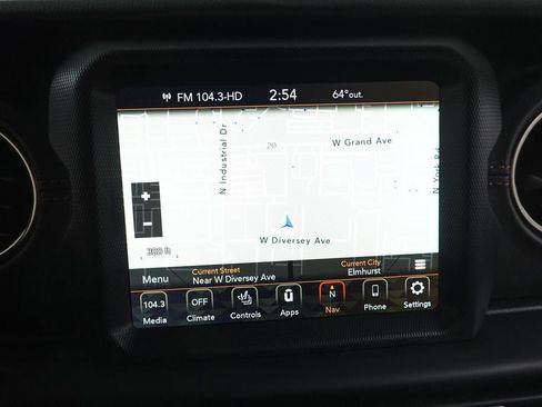 Used 2023 Jeep Wrangler Unlimited Sahara AWD/4WD image 19
