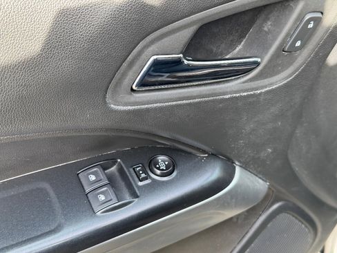 Used 2022 Chevrolet Colorado LT w/ Fleet Safety Package image 24