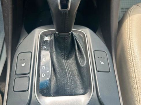 Used 2016 Hyundai Santa Fe Limited AWD/4WD image 29