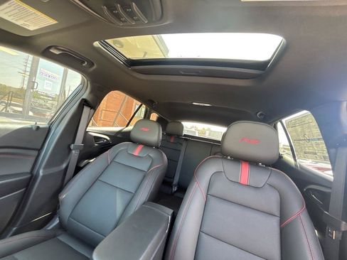 Used 2026 Chevrolet Trax RS w/ Sunroof Package FWD image 25
