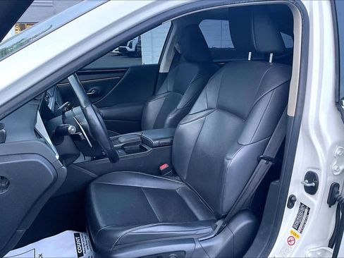 Used 2019 Lexus ES 350 w/ Accessory Package 2 image 7