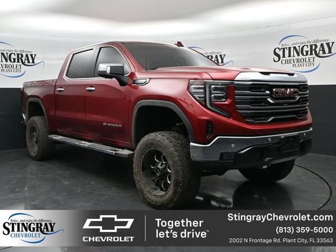Used 2024 GMC Sierra 1500 SLT w/ SLT Premium Plus Package AWD/4WD image 1