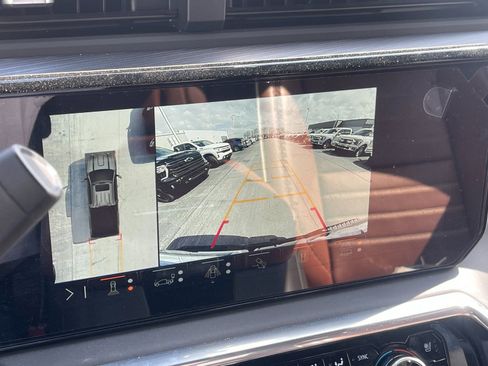 Used 2024 GMC Sierra 2500 Denali Ultimate w/ Max Trailering Package image 22