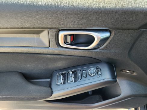 Used 2022 Honda Civic Sport image 16