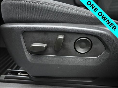 Used 2023 Chevrolet Silverado 1500 LT image 7