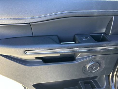 Used 2024 Ford Expedition XLT image 14