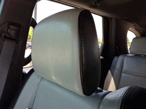 Used 2022 Dodge Durango R/T w/ Blacktop Package AWD/4WD image 18