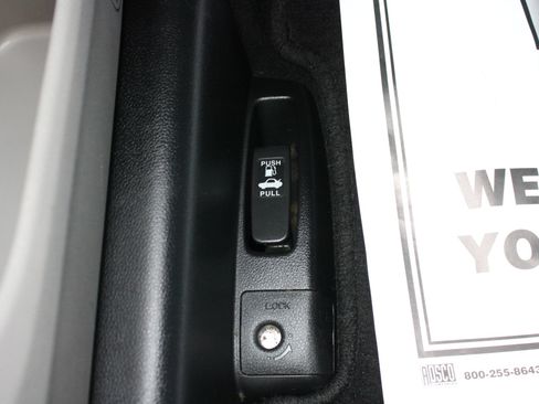 Used 2017 Honda Accord LX image 23