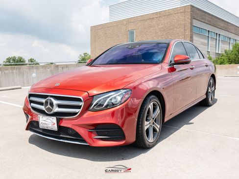 Used 2019 Mercedes-Benz E 300 image 3