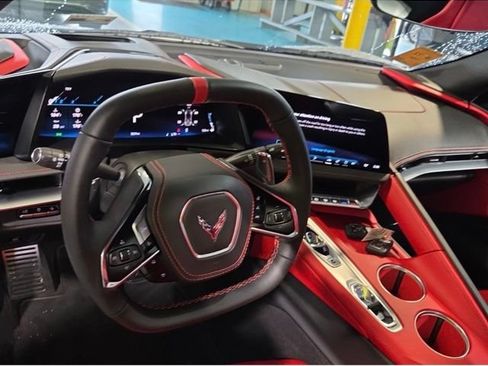 Used 2026 Chevrolet Corvette Stingray Preferred Conv w/ 2LT RWD image 13