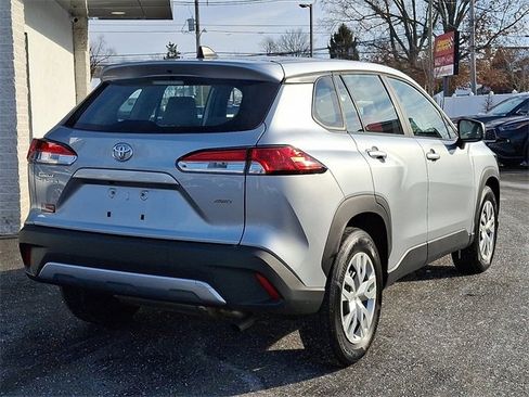 Certified 2023 Toyota Corolla Cross L image 6