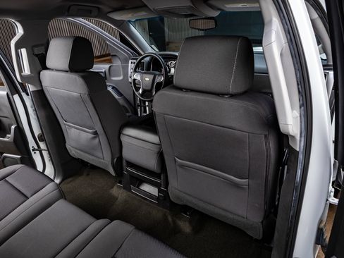 Used 2018 Chevrolet Silverado 1500 LT w/ All Star Edition AWD/4WD image 26