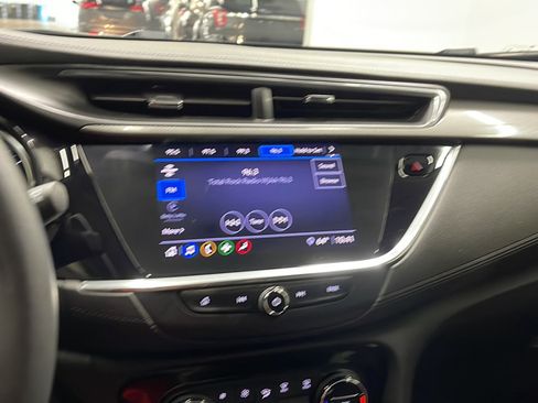 Used 2023 Buick Encore GX Select FWD image 8